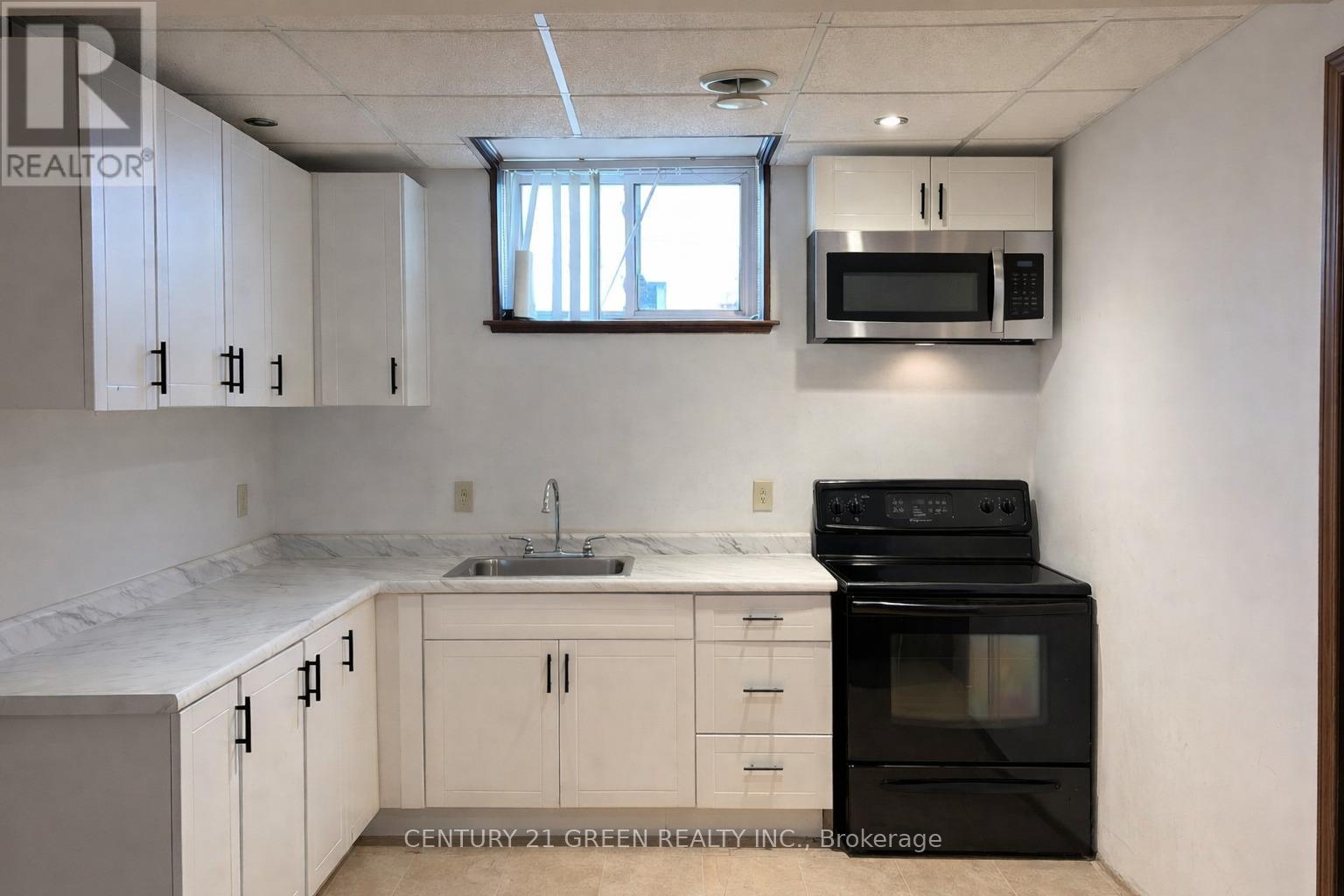 73 Owen Place, Hamilton (Greenford), Ontario  L8G 2H3 - Photo 24 - X12925124