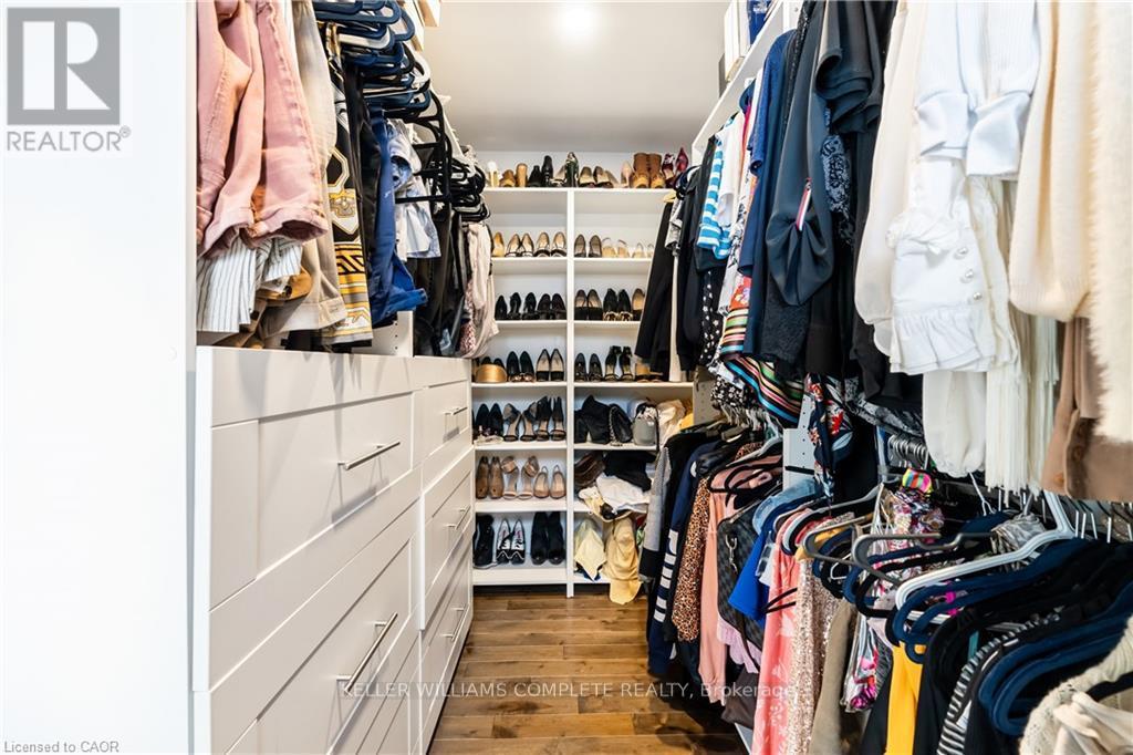 56 Kirby Avenue, Hamilton (Greensville), Ontario  L9H 6H7 - Photo 27 - X12925132