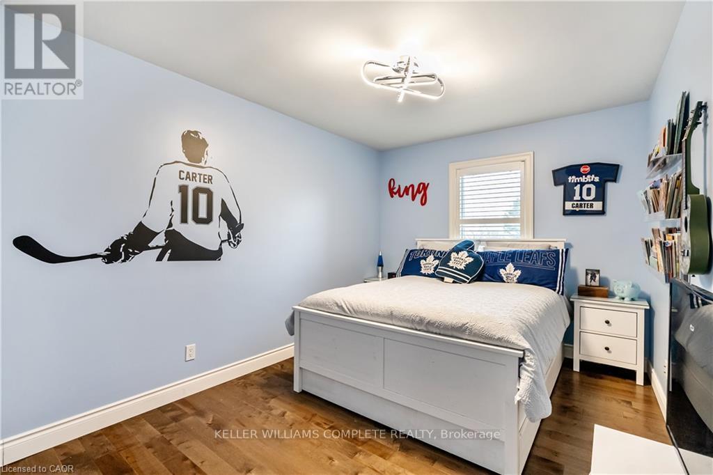 56 Kirby Avenue, Hamilton (Greensville), Ontario  L9H 6H7 - Photo 31 - X12925132