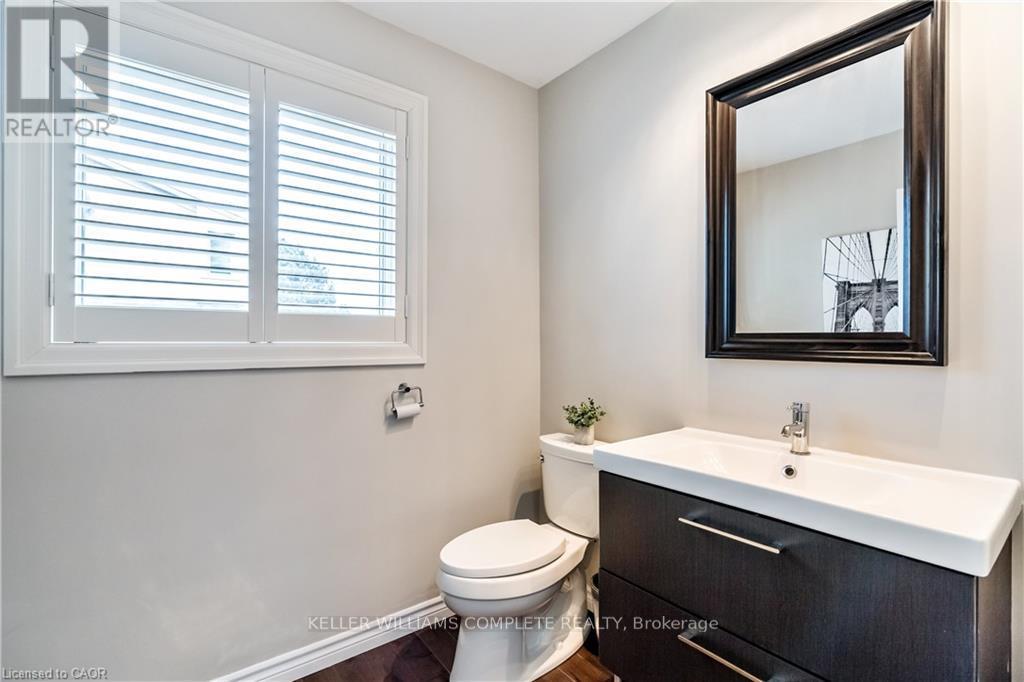 56 Kirby Avenue, Hamilton (Greensville), Ontario  L9H 6H7 - Photo 40 - X12925132