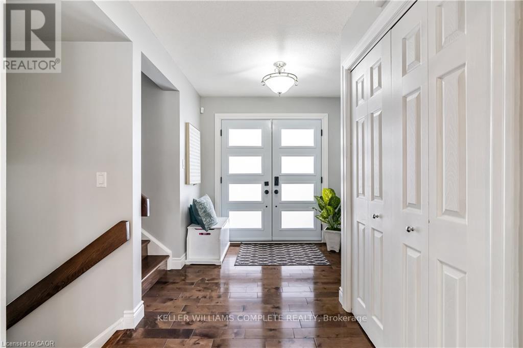 56 Kirby Avenue, Hamilton (Greensville), Ontario  L9H 6H7 - Photo 7 - X12925132