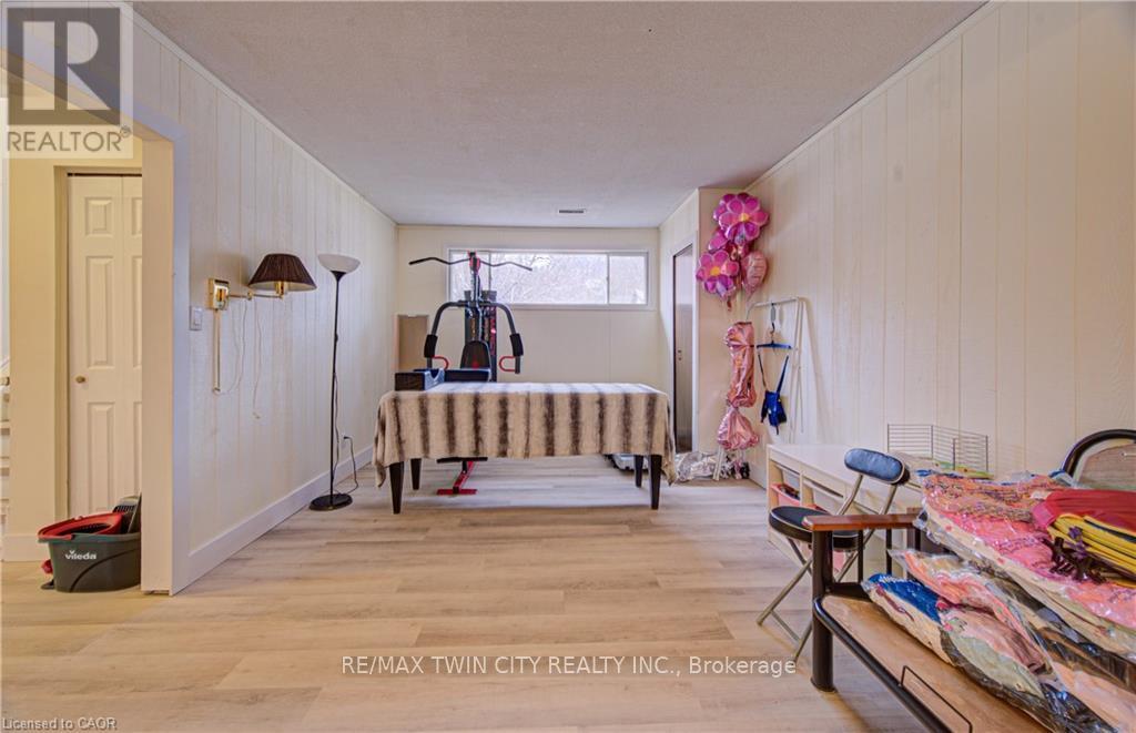 18 Gilston Parkway, Brant (Paris), Ontario  N3L 3K6 - Photo 19 - X12925250