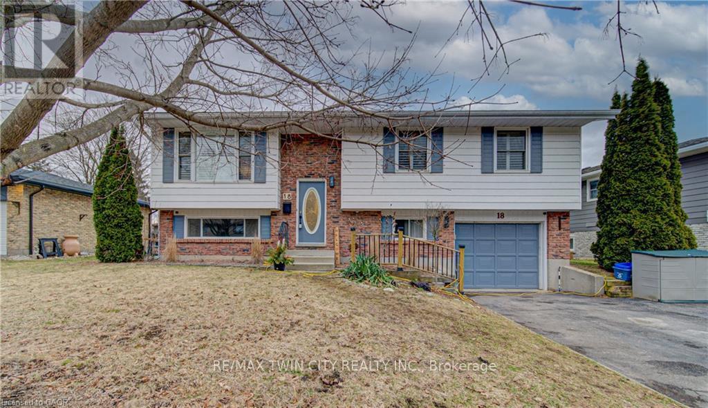 18 Gilston Parkway, Brant (Paris), Ontario  N3L 3K6 - Photo 2 - X12925250