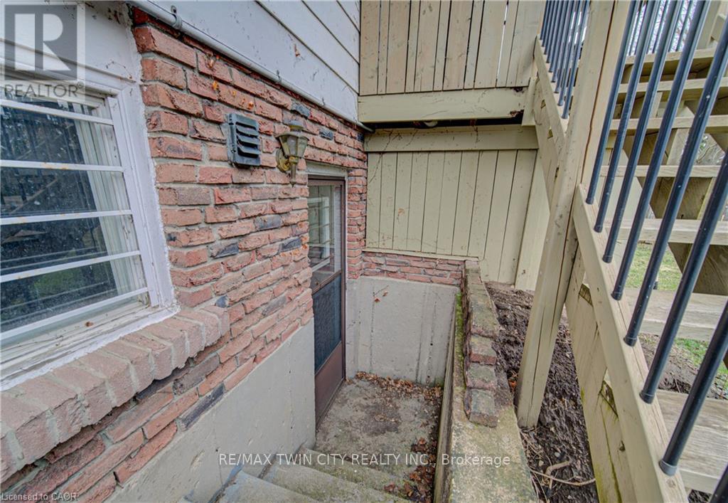 18 Gilston Parkway, Brant (Paris), Ontario  N3L 3K6 - Photo 22 - X12925250