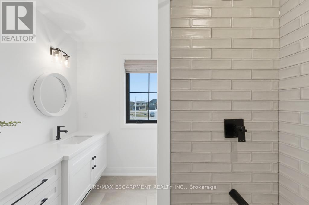 3634 Vosburgh Place, Lincoln, Ontario  L0R 1G0 - Photo 25 - X12925256