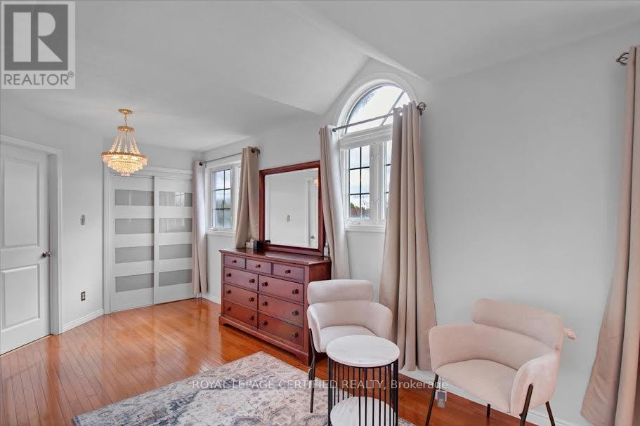 35 Trenholme Crescent, Hamilton, Ontario L8W 2L4 - Photo 31 - X12925258