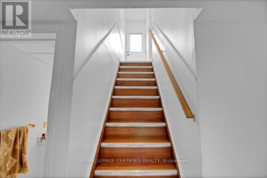 35 Trenholme Crescent, Hamilton, Ontario L8W 2L4 - Photo 36 - X12925258