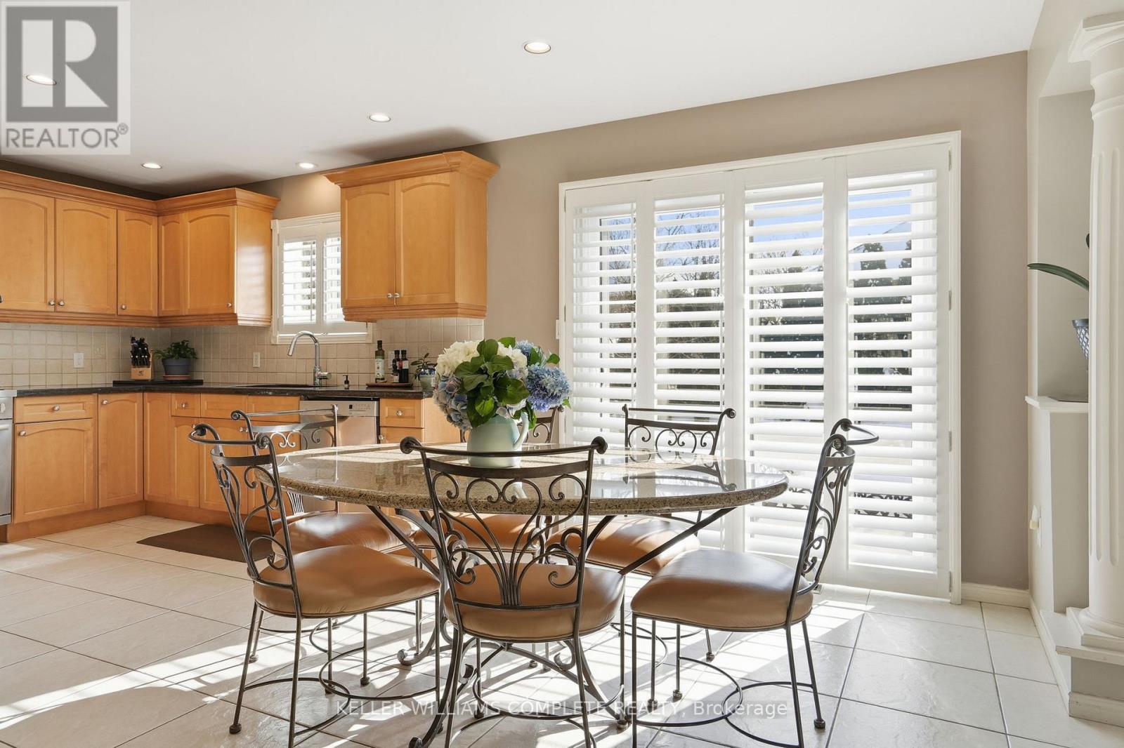 37 Southcreek Drive, Hamilton, Ontario  L9K 1M2 - Photo 13 - X12925278