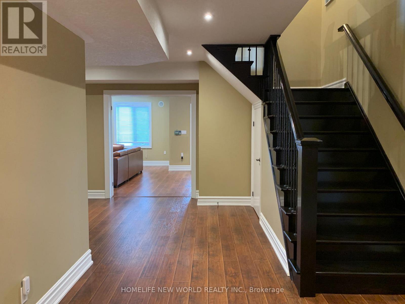 106 Paige Street, Kitchener, Ontario  N2K 4P6 - Photo 30 - X12925310