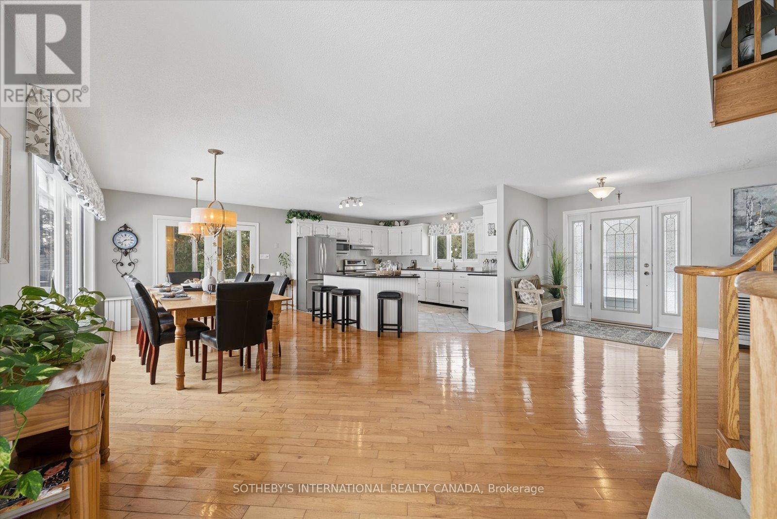 107 Stinsons Bay Road, Kawartha Lakes, Ontario  K0M 1N0 - Photo 25 - X12925360