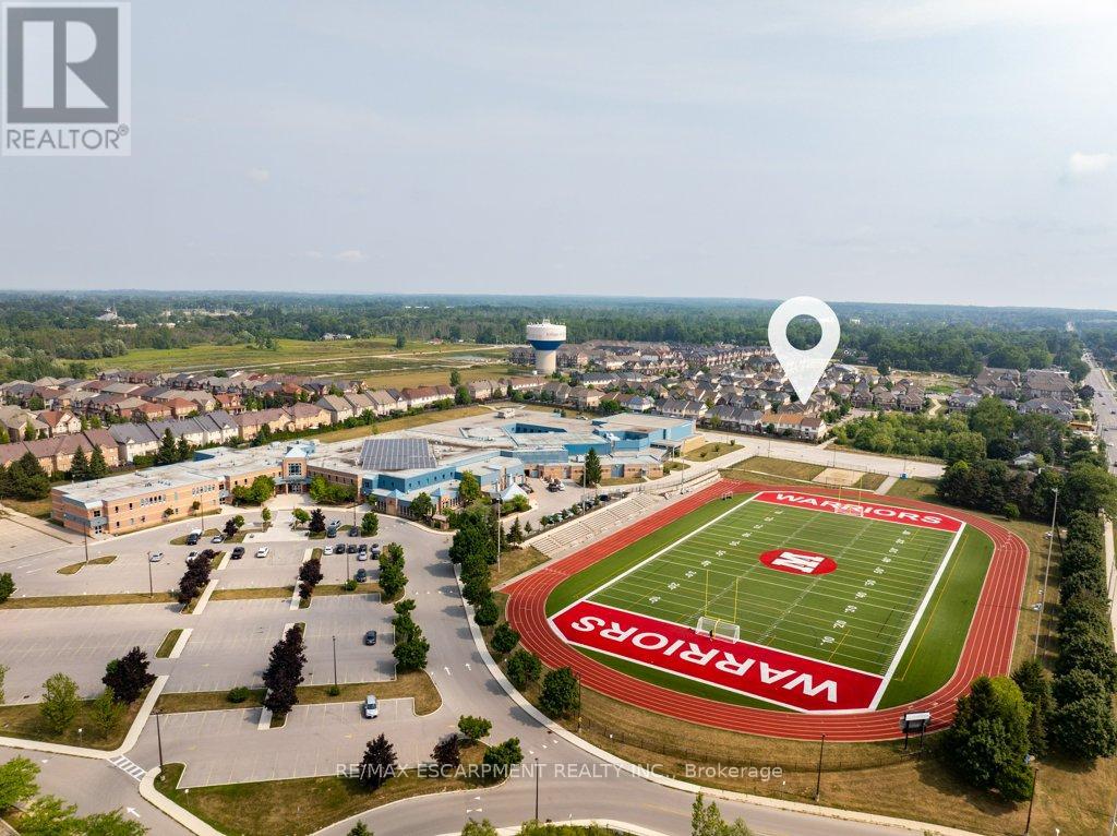 79 Browview Drive, Hamilton (Waterdown), Ontario  L8B 0R2 - Photo 37 - X12925370