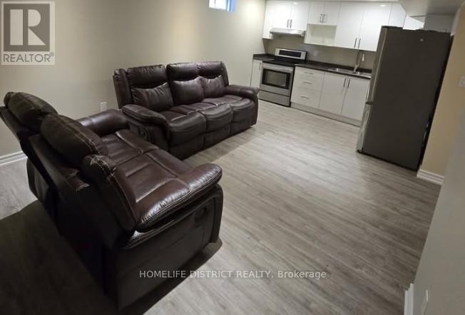 29 Freer Crescent, Ajax, Ontario  L1T 4N5 - Photo 2 - E12924686