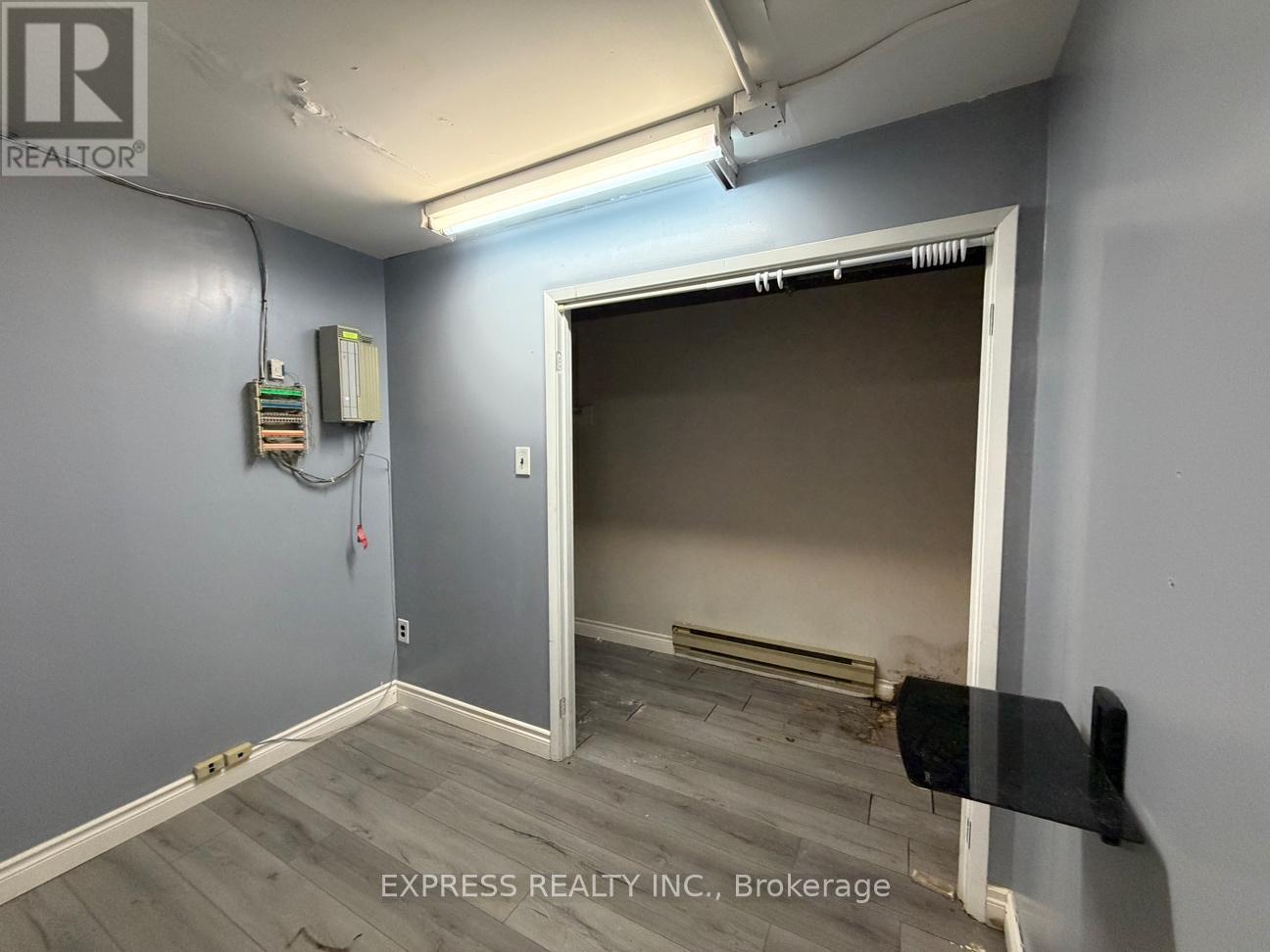 Bsmt E - 8300 Yonge Street, Vaughan, Ontario  L4J 7R3 - Photo 2 - N12924504