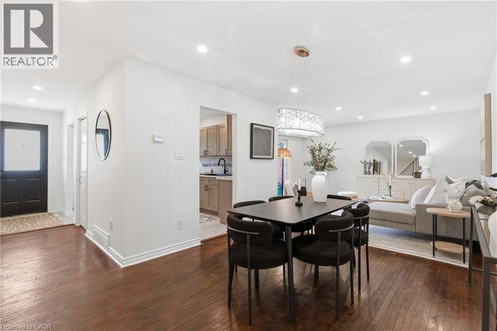 587 Timber Lane, Burlington, Ontario  L7L 4B1 - Photo 13 - 40815420