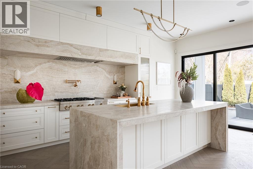 517 Stafford Drive, Oakville, Ontario  L6L 4M4 - Photo 13 - 40815299