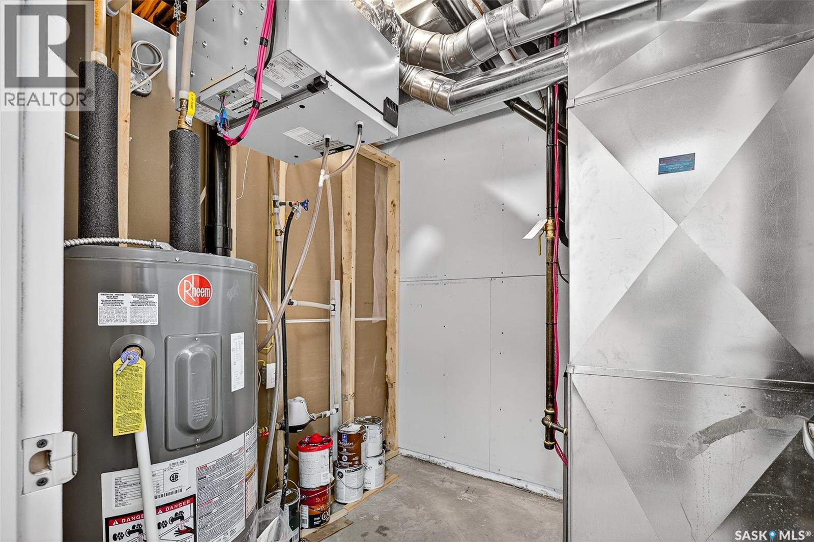 1148 Hochelaga Street W, Moose Jaw, Saskatchewan  S6J 2J2 - Photo 44 - SK024661