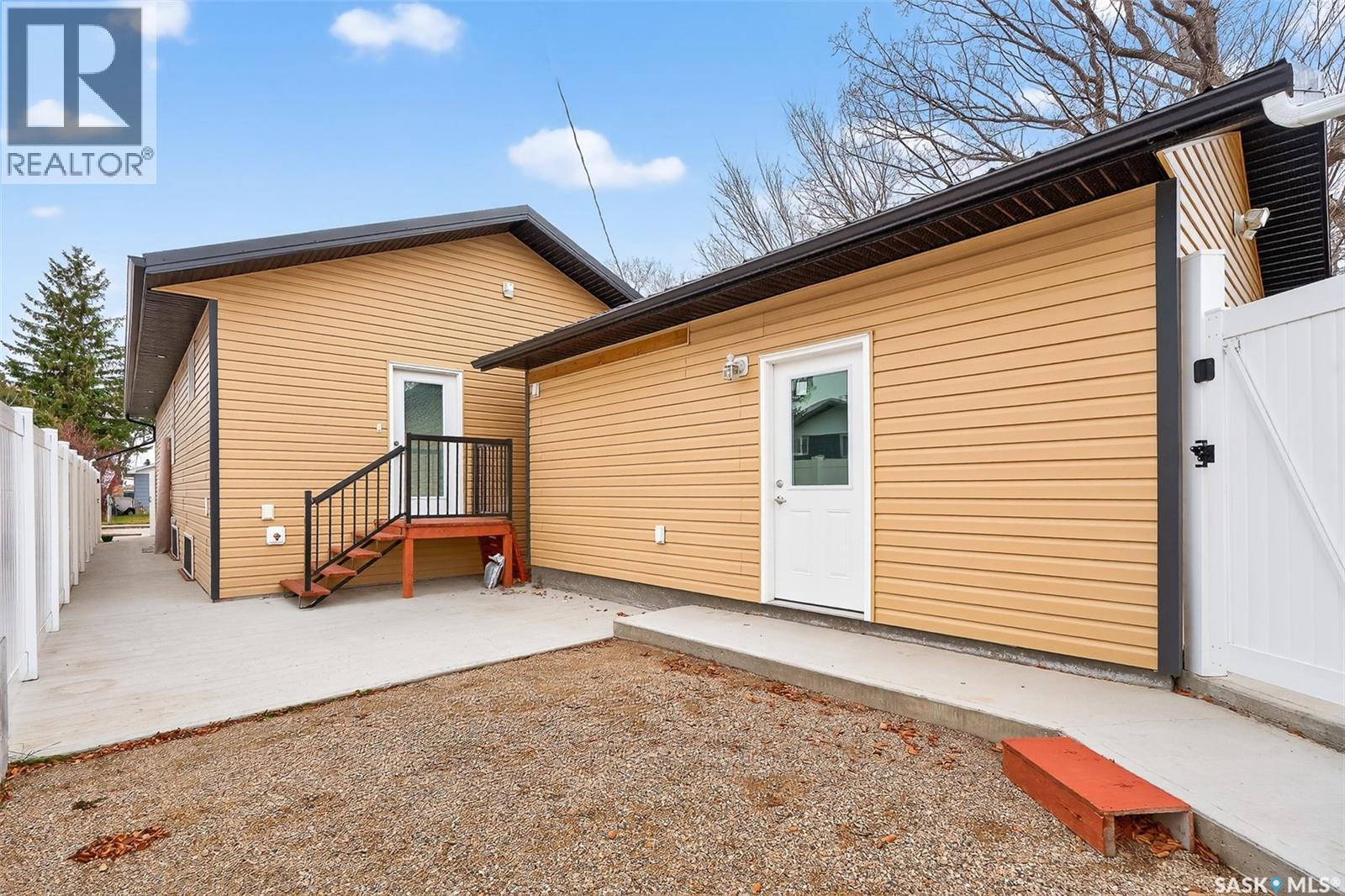 1148 Hochelaga Street W, Moose Jaw, Saskatchewan  S6J 2J2 - Photo 48 - SK024661