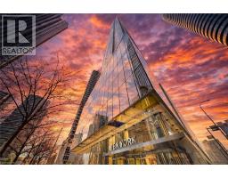 10 YORK Street Unit# 5512, Toronto, Ontario