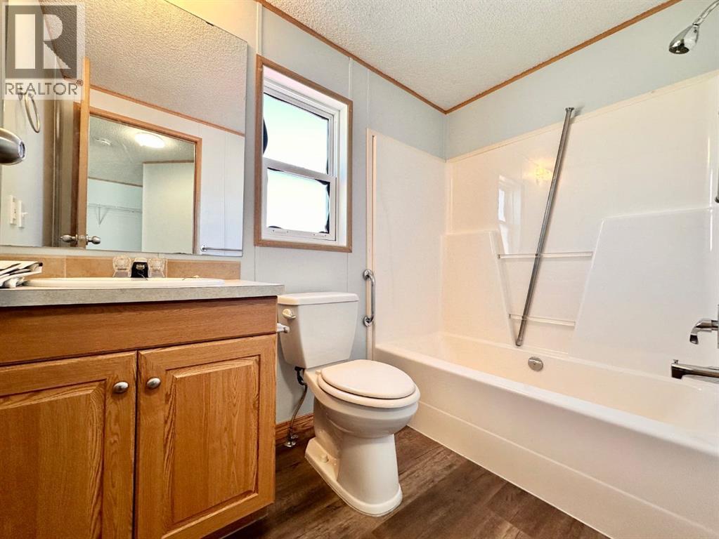 318-349 Railway Avenue, Duchess, Alberta  T0J 0Z0 - Photo 33 - A2292615