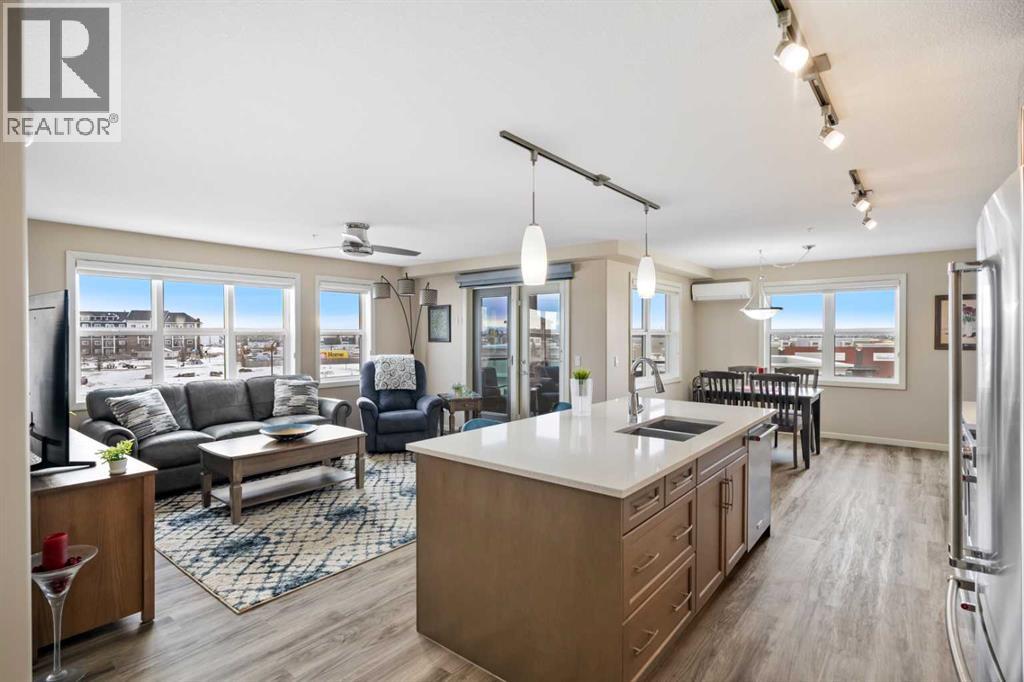 2310, 10 Market Boulevard SE, Airdrie, Alberta  T4A 0W8 - Photo 3 - A2282118