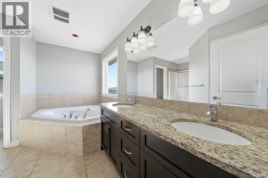 110 Heritage Place Ne, Cochrane, Alberta  T4C 0E2 - Photo 22 - A2294654