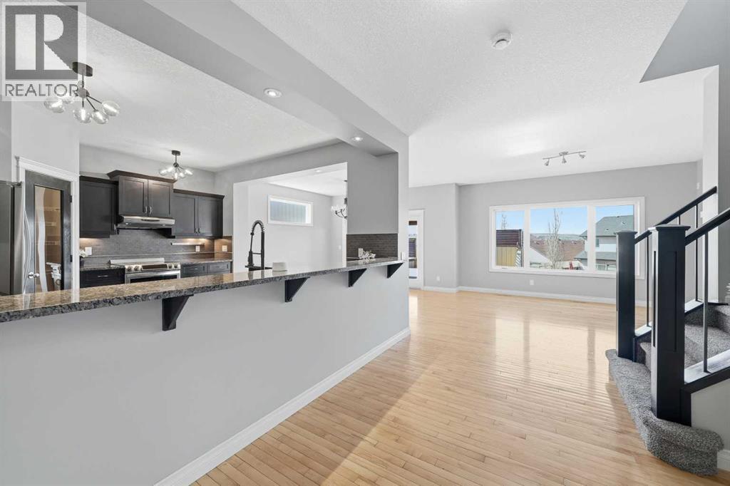 110 Heritage Place Ne, Cochrane, Alberta  T4C 0E2 - Photo 4 - A2294654