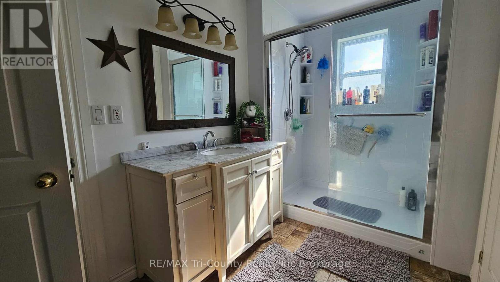 27 Harpurhey Road, Huron East, Ontario N0K 1W0 - Photo 11 - X12925416