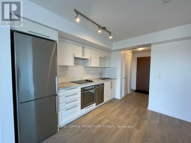 1519 - 275 Village Green Square, Toronto, Ontario  M1S 0L8 - Photo 8 - E12666272