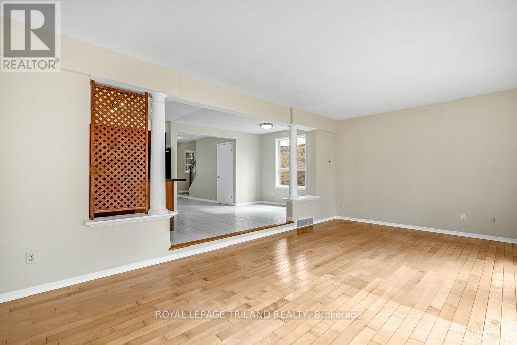 Photo 14 of 49 for 215 Rossmore Court