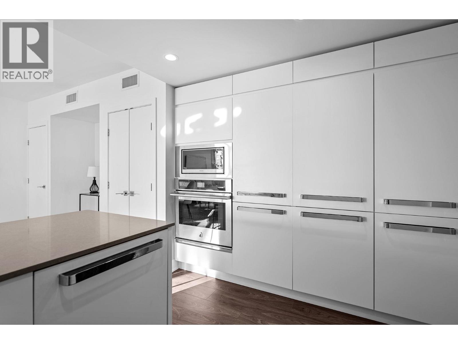 1207 450 Westview Street, Coquitlam, British Columbia  V3K 6C3 - Photo 9 - R3103949