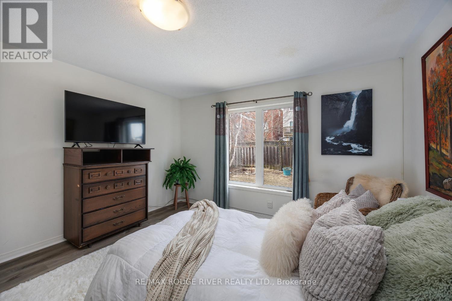 1196 Stire Street, Oshawa, Ontario  L1K 0G5 - Photo 17 - E12925398