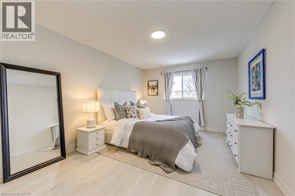 2468 Newcastle Crescent, Oakville, Ontario  L6M 4P3 - Photo 14 - 40813947