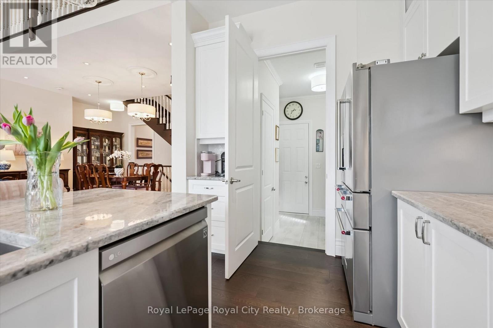 31 Conlin Court, Centre Wellington (Fergus), Ontario  N1M 0H2 - Photo 15 - X12925376