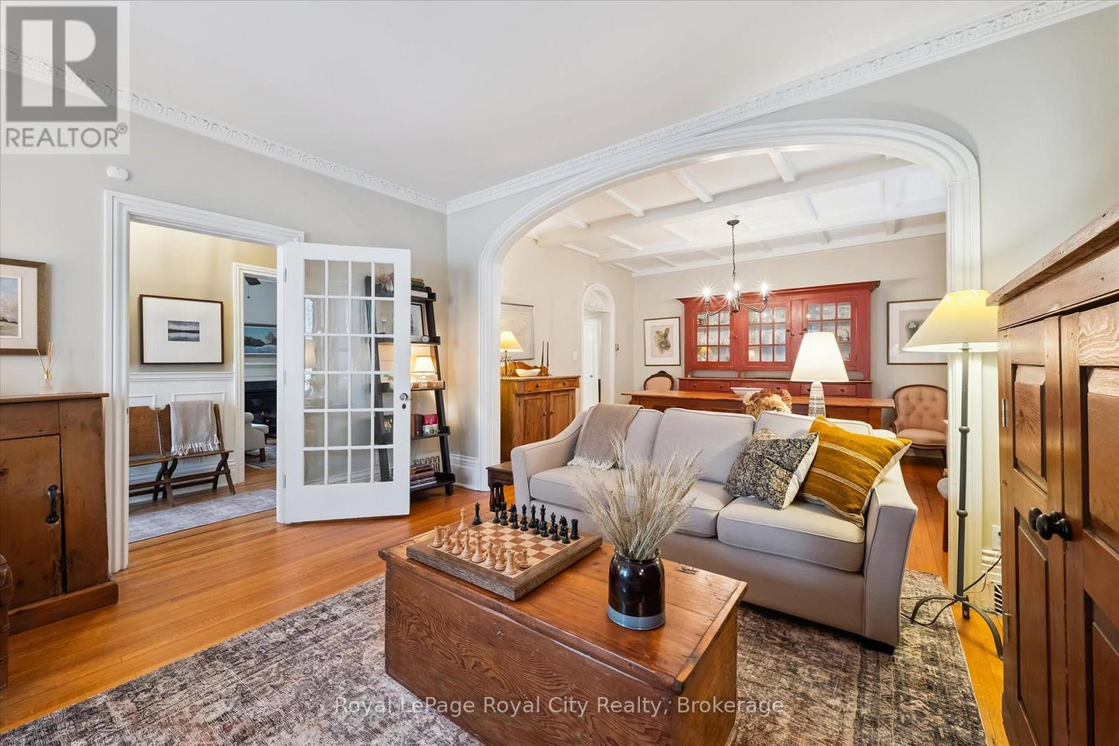 16 Oxford Street, Guelph (Downtown), Ontario  N1H 2M3 - Photo 10 - X12925392