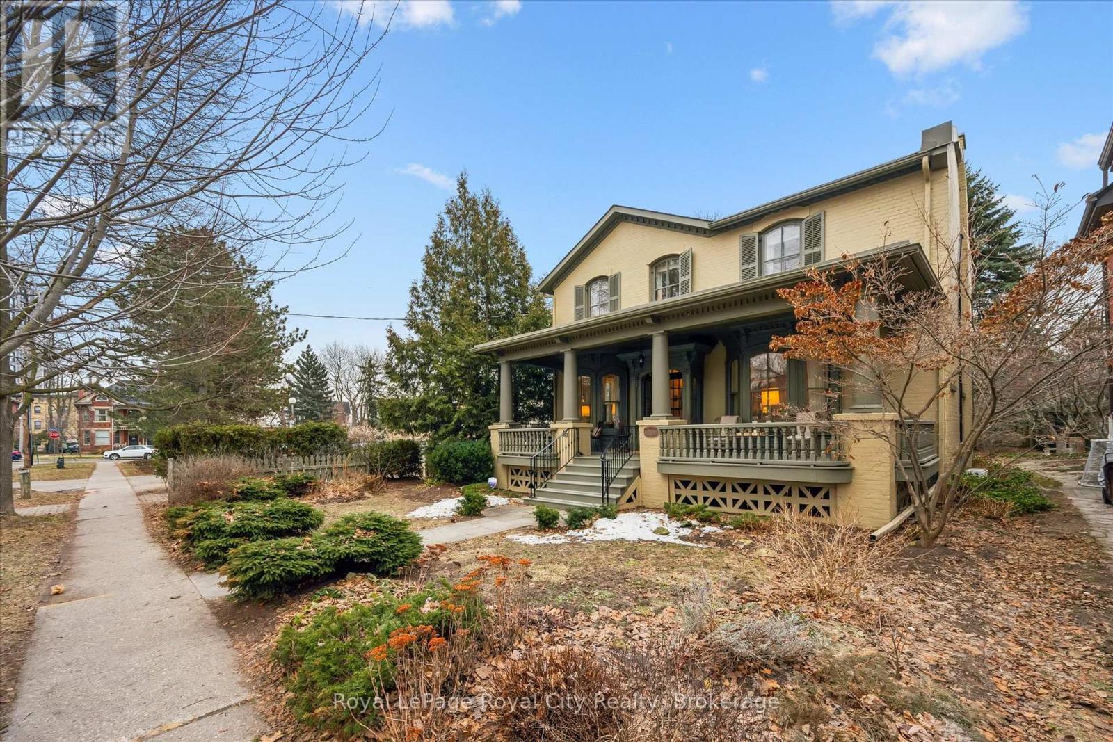 16 Oxford Street, Guelph (Downtown), Ontario  N1H 2M3 - Photo 2 - X12925392