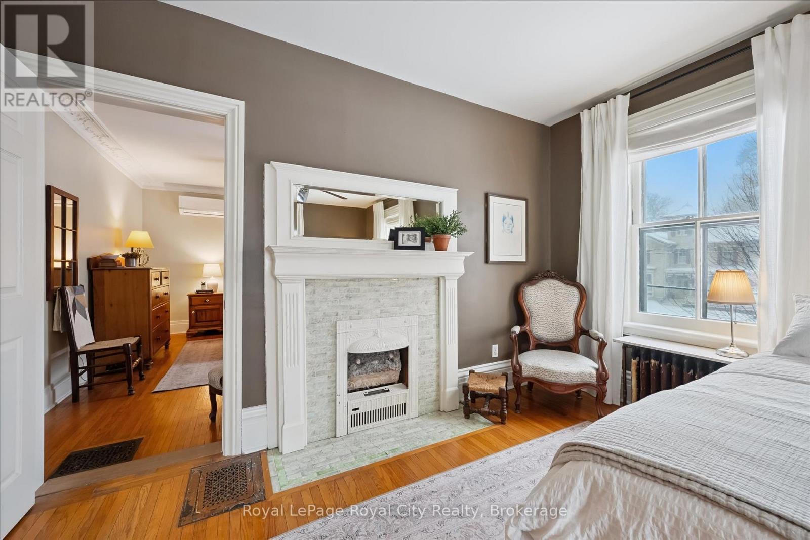 16 Oxford Street, Guelph (Downtown), Ontario  N1H 2M3 - Photo 30 - X12925392