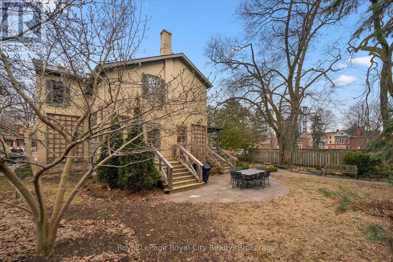 16 Oxford Street, Guelph (Downtown), Ontario  N1H 2M3 - Photo 43 - X12925392