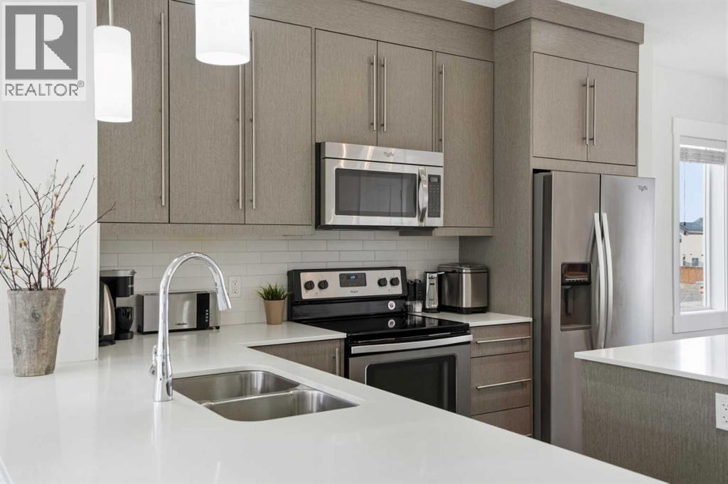 70, 111 Rainbow Falls Gate, Chestermere, Alberta