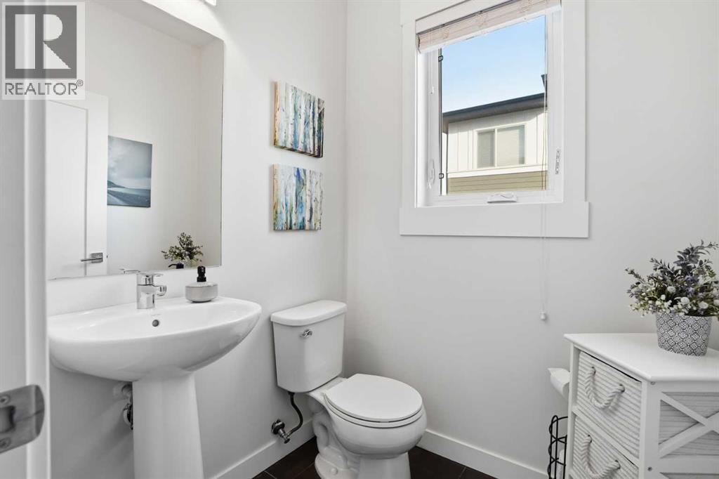 70, 111 Rainbow Falls Gate, Chestermere, Alberta  T1X 0Z4 - Photo 17 - A2282334