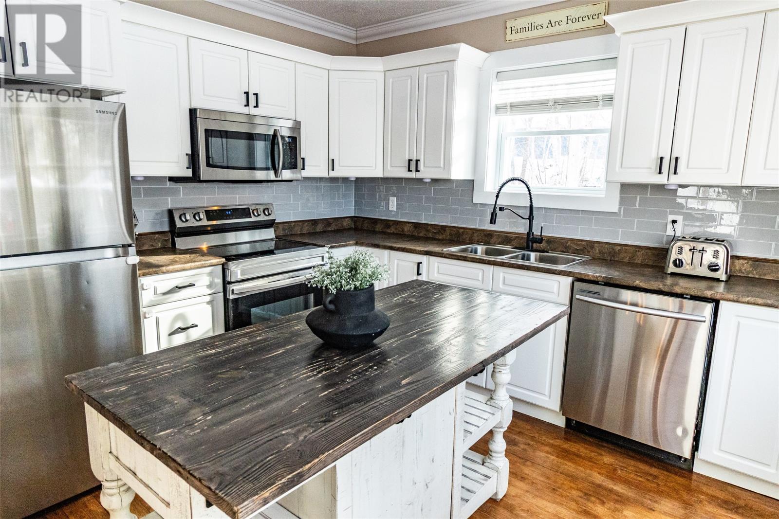 12 Upper Nicholsville Road, Deer Lake, Newfoundland & Labrador  A8A 1E9 - Photo 2 - 1295534