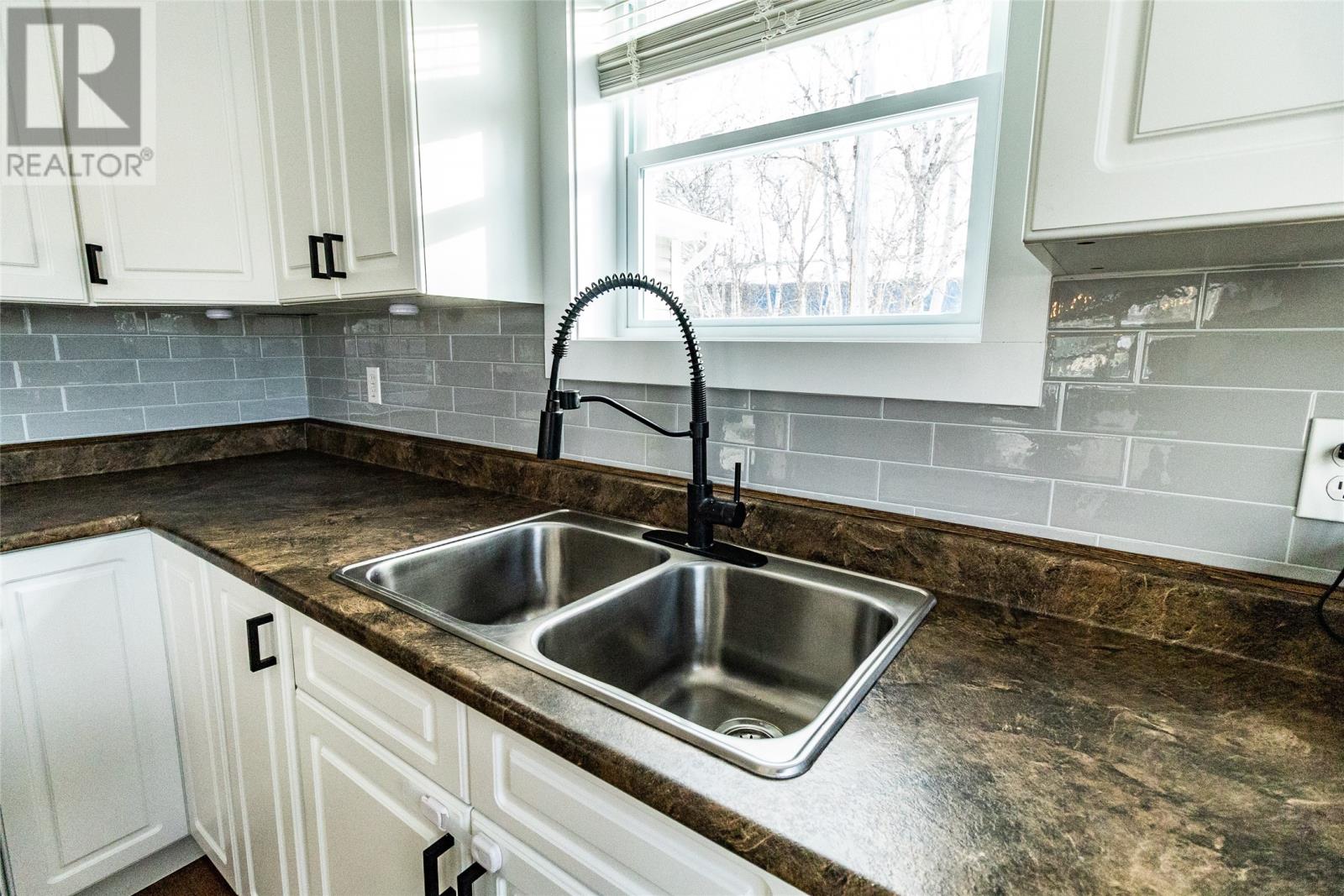 12 Upper Nicholsville Road, Deer Lake, Newfoundland & Labrador  A8A 1E9 - Photo 5 - 1295534