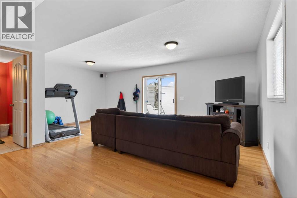 173 Martin Crossing Crescent NE, Calgary, Alberta  T3J 3T1 - Photo 18 - A2296291