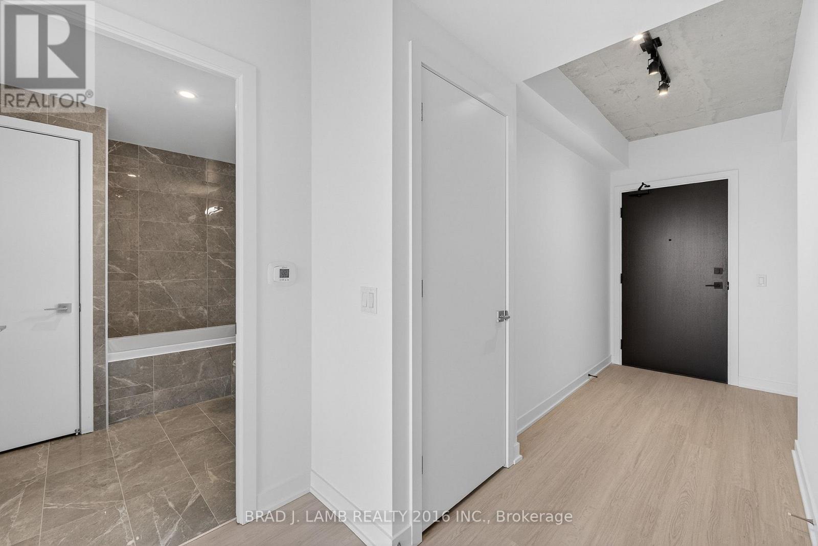 1708 - 284 King Street E, Toronto (Moss Park), Ontario  M5A 1K4 - Photo 2 - C12925400