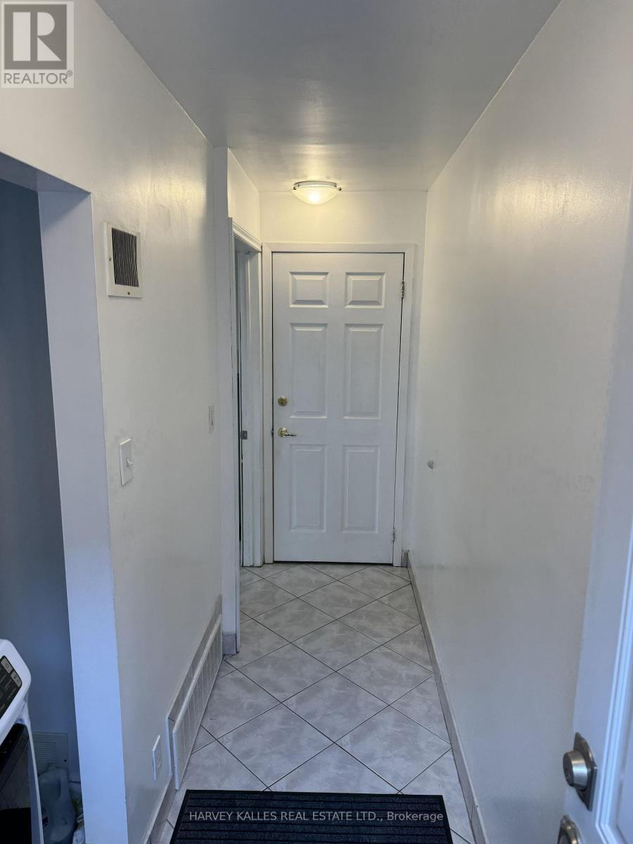 258 MAXWELL STREET, Toronto, Ontario