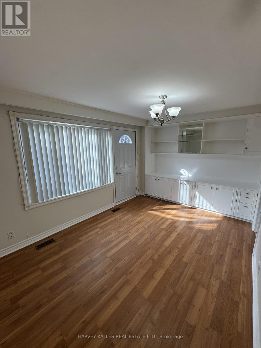 258 Maxwell Street, Toronto, Ontario  M3R 5B9 - Photo 3 - C12925438