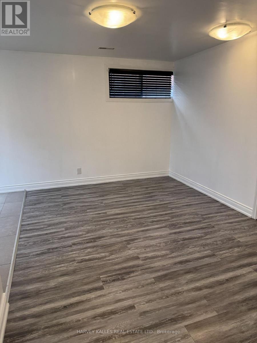 258 Maxwell Street, Toronto, Ontario  M3R 5B9 - Photo 8 - C12925438