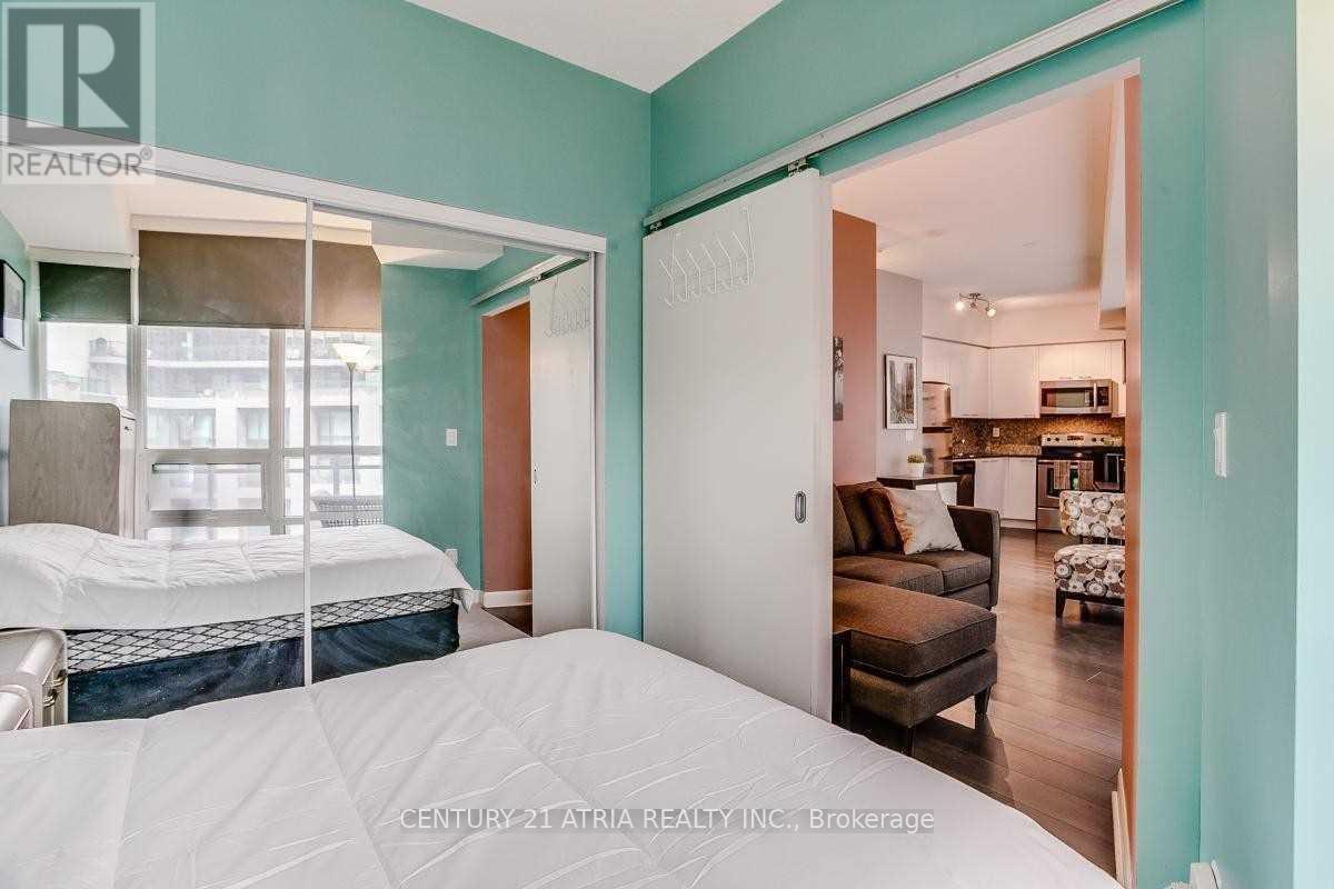 805 - 15 Bruyeres Mews, Toronto (Niagara), Ontario  M5V 0A7 - Photo 13 - C12925472