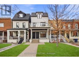 390 ST CLARENS AVENUE, Toronto, Ontario