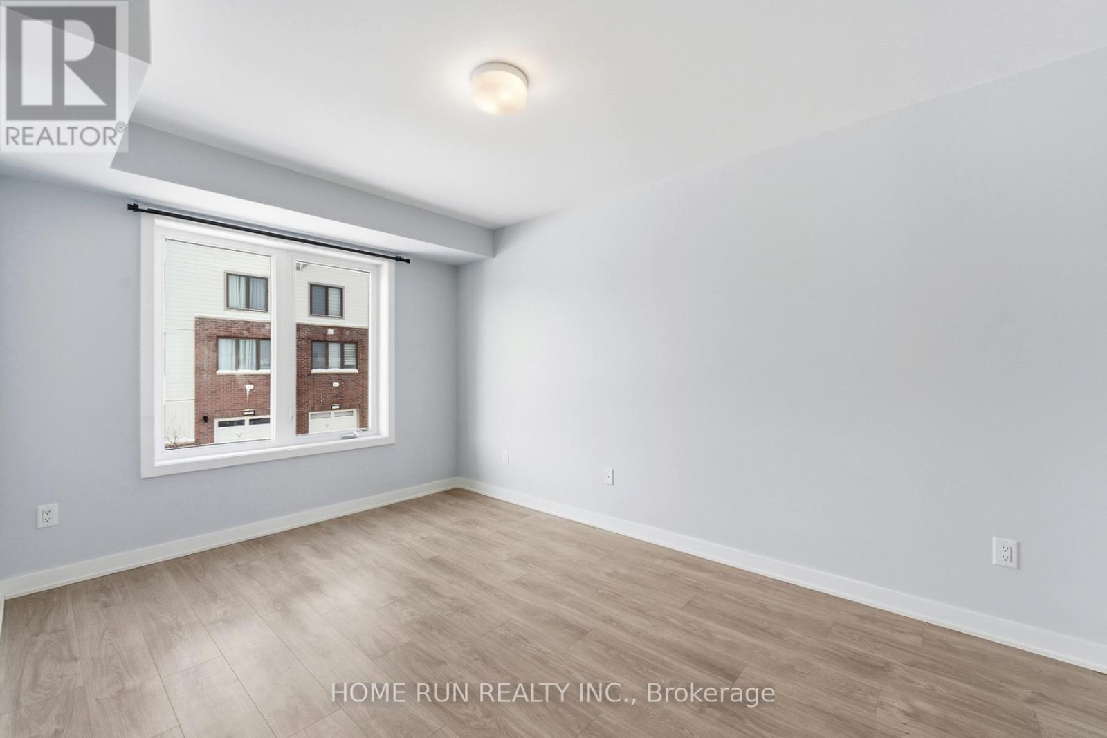 752 Kinstead Private, Ottawa, Ontario  K2S 3B3 - Photo 27 - X12925476