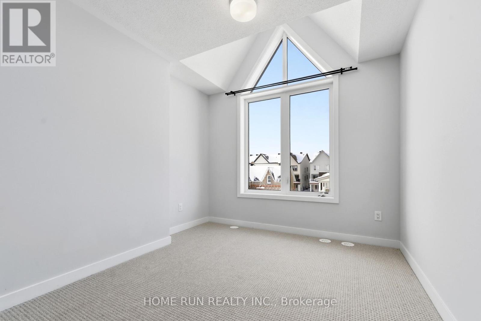 752 Kinstead Private, Ottawa, Ontario  K2S 3B3 - Photo 31 - X12925476